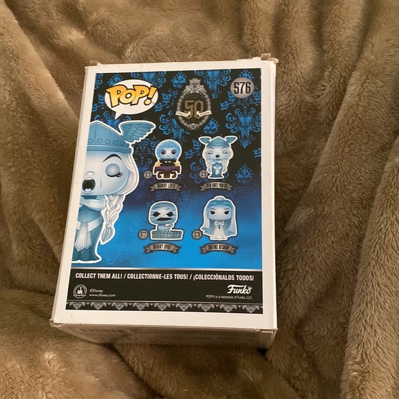 Haunted mansion opera singer funko pop, Disney - Picture 3 of 5